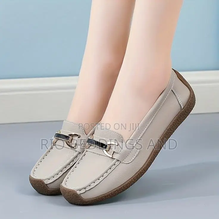 Ladies Sneakers Shoes