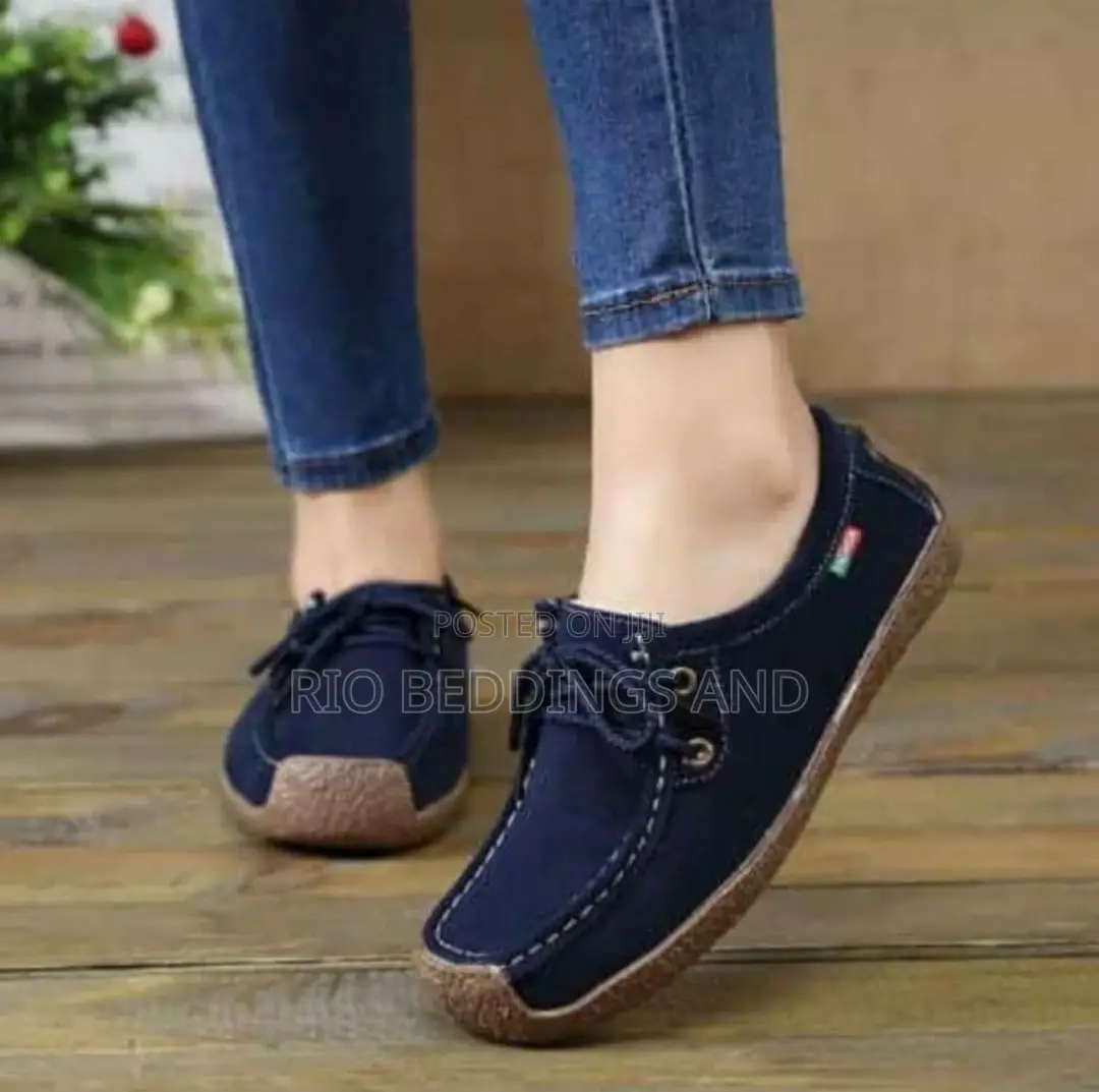 Ladies Sneakers Shoe