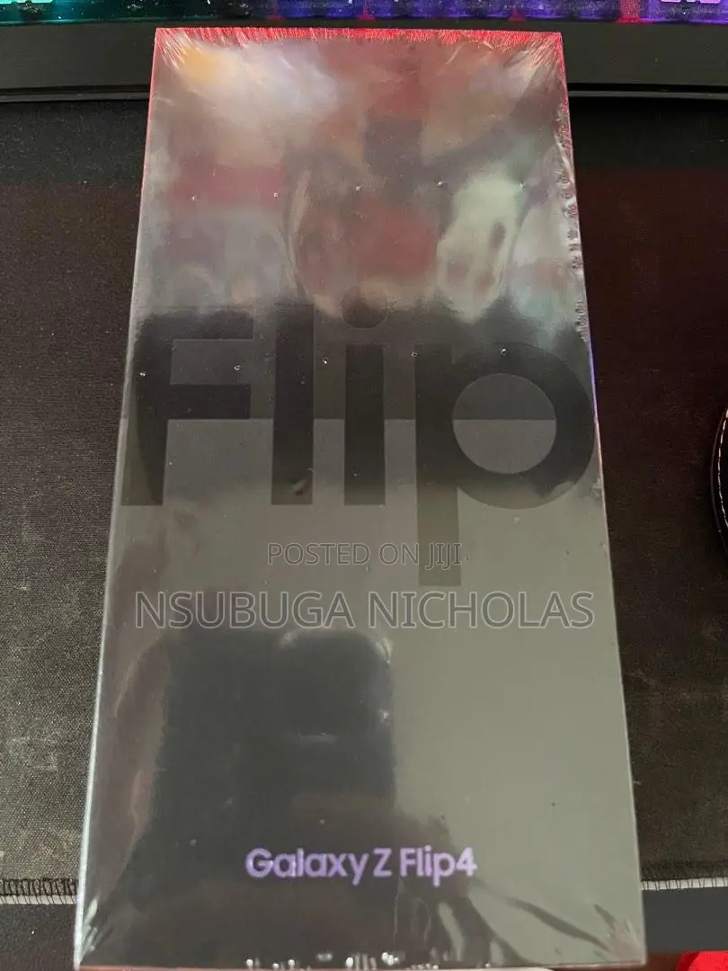 New Samsung Galaxy Z Flip4 512 GB Black