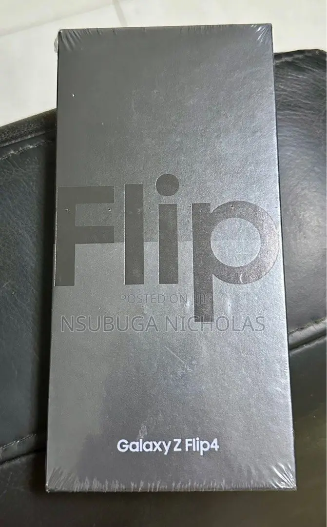 New Samsung Galaxy Z Flip4 512 GB Black