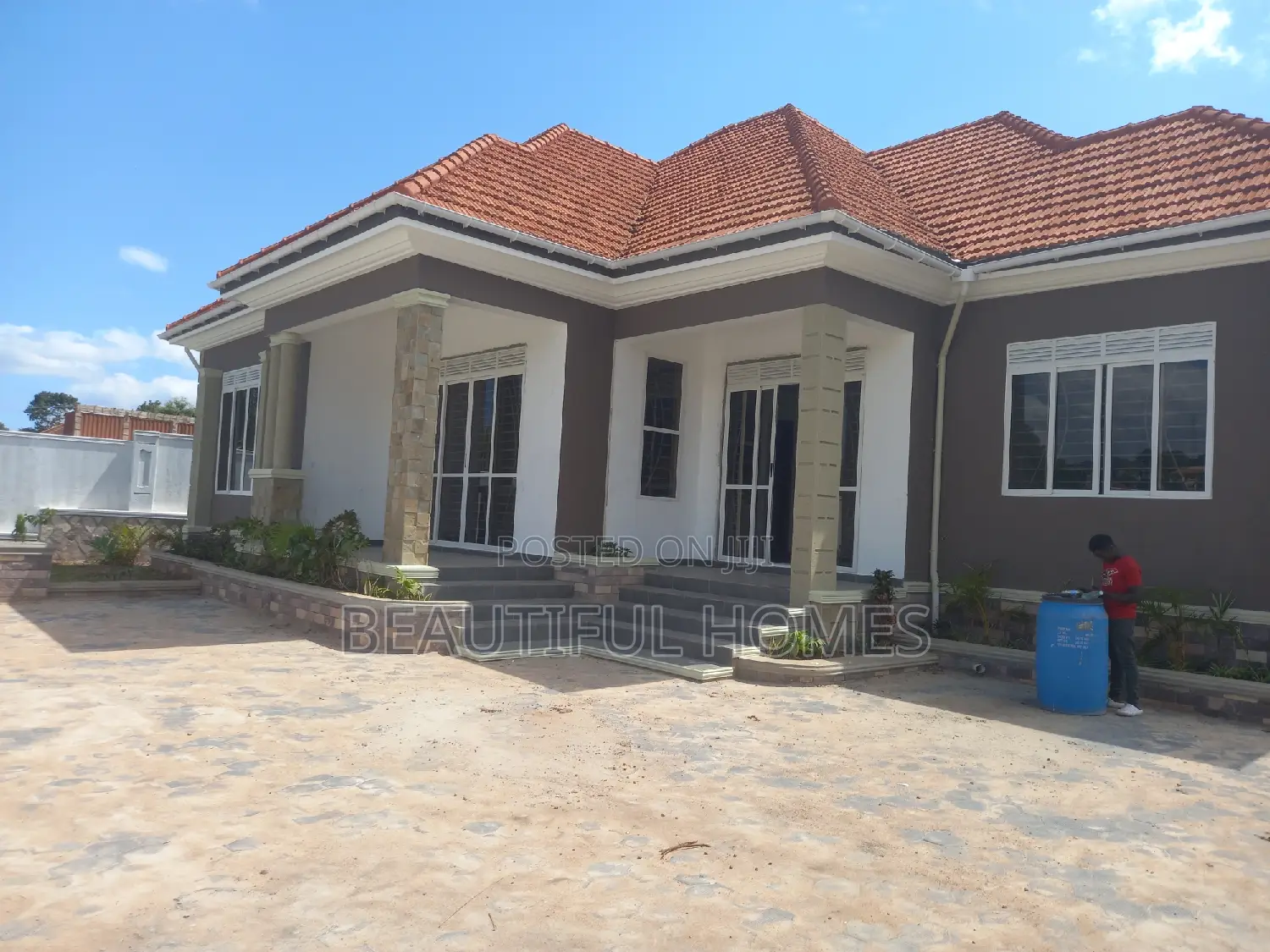 Furnished 4bdrm House in Kira Town, Central Division for sale