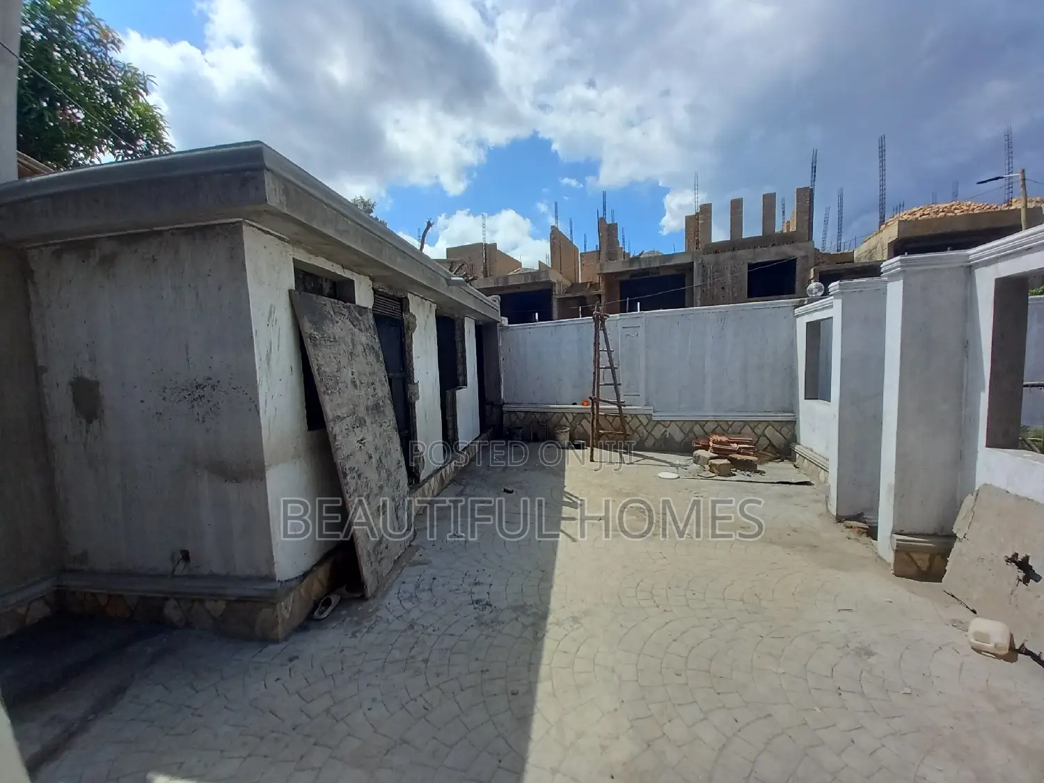 Furnished 4bdrm House in Kira Town, Central Division for sale