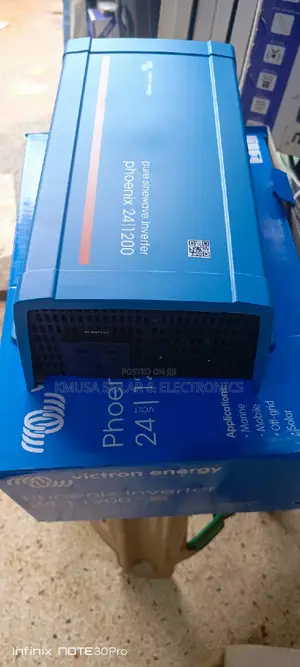 Photo - 24/1200 Phoenix Victron Invator