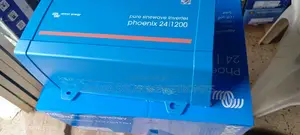 24/1200 Phoenix Victron Invator