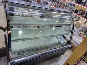 Multifunctional Heavy Duty Cake Display Cooler Machine
