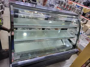 Multifunctional Heavy Duty Cake Display Cooler Machine