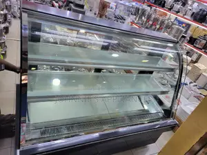 Multifunctional Heavy Duty Cake Display Cooler Machine