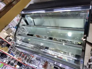 Multifunctional Heavy Duty Cake Display Cooler Machine