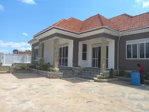 Furnished 4bdrm House in Kira for sale
