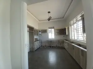 Furnished 4bdrm House in Kira for sale