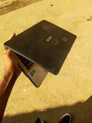 Laptop Asus A42JY 4GB Intel Core I3 HDD+SSD 256GB