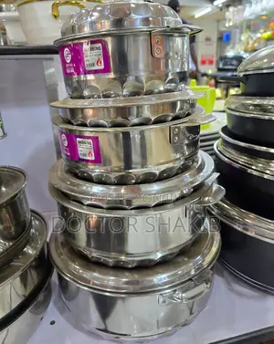 New 4pcs Set of Stainless Steel Serving Dishes