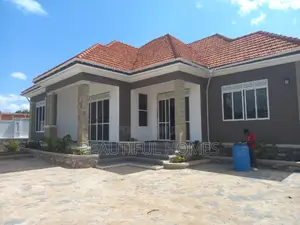 Furnished 4bdrm House in Kira Rich for sale