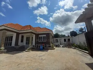 Furnished 4bdrm House in Kira for sale
