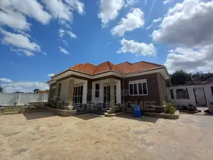 Furnished 4bdrm House in Kira for sale