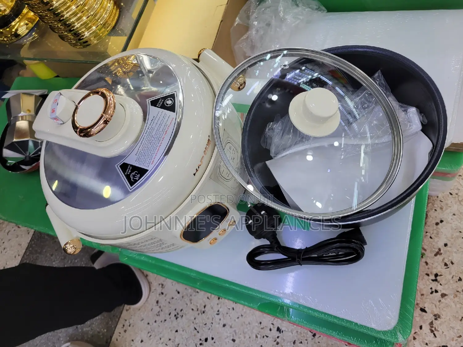 Multifunctional Electric Pressure Cooker 4L