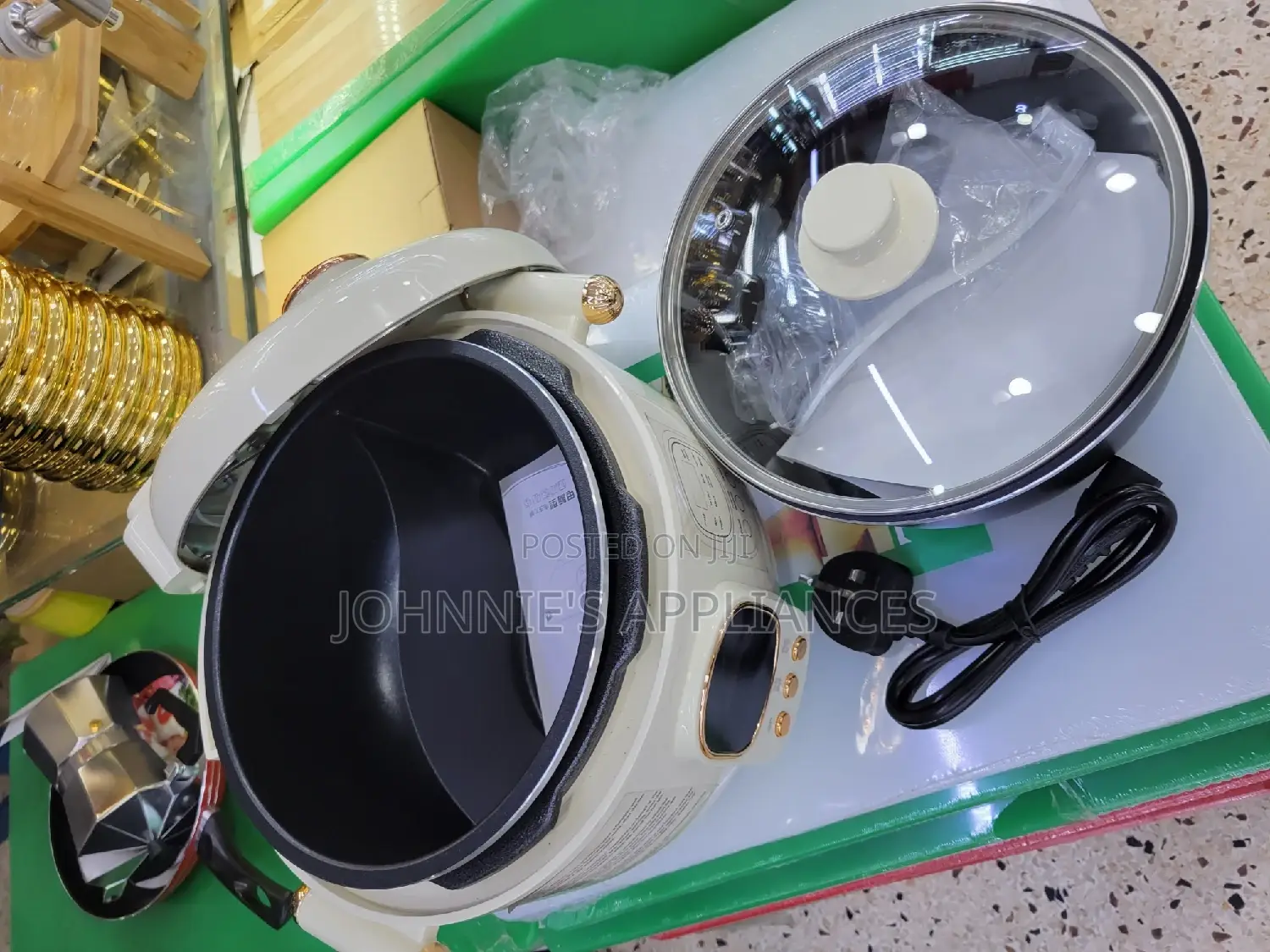 Multifunctional Electric Pressure Cooker 4L
