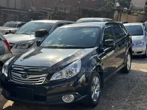 Subaru Outback 2011 Black