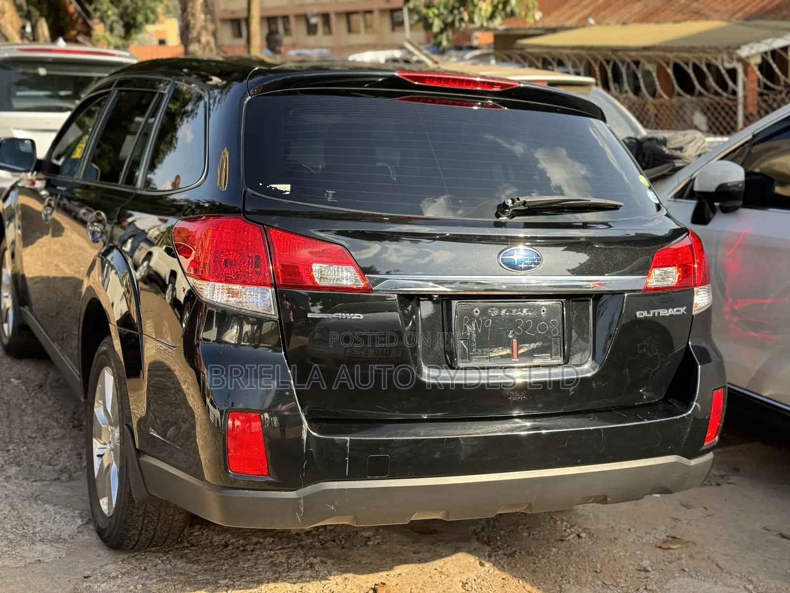Subaru Outback 2011 Black