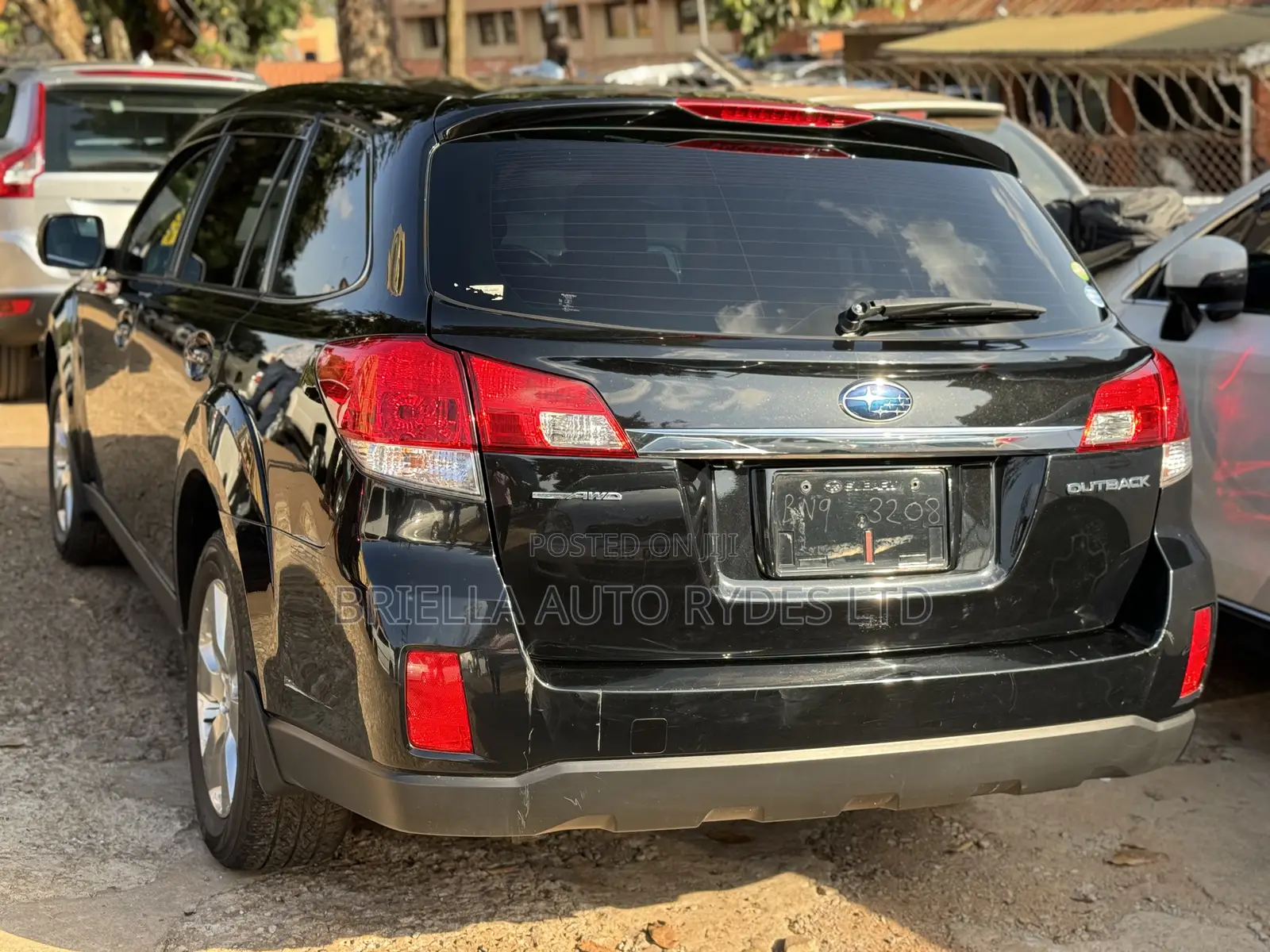 Subaru Outback 2011 Black