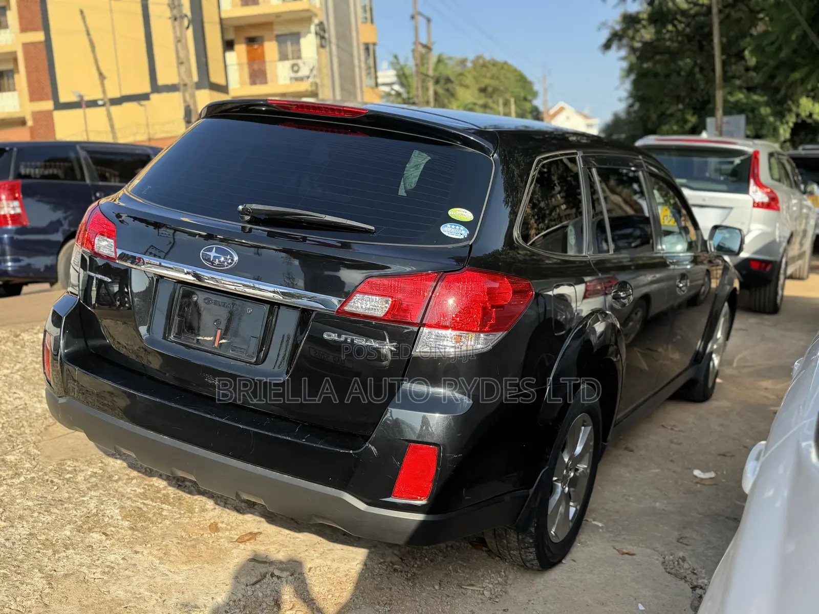 Subaru Outback 2011 Black