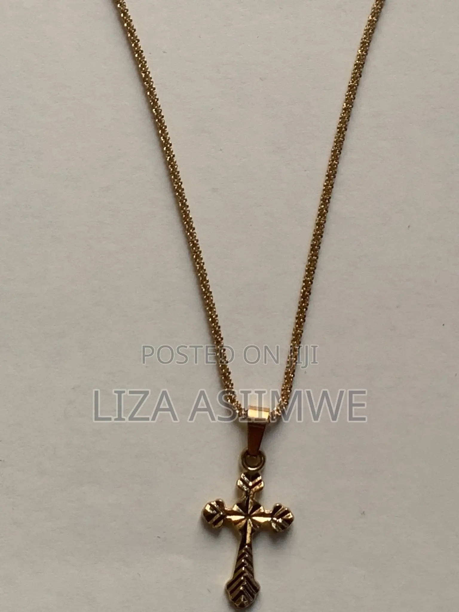 Simple Necklaces With a Cross Pendant