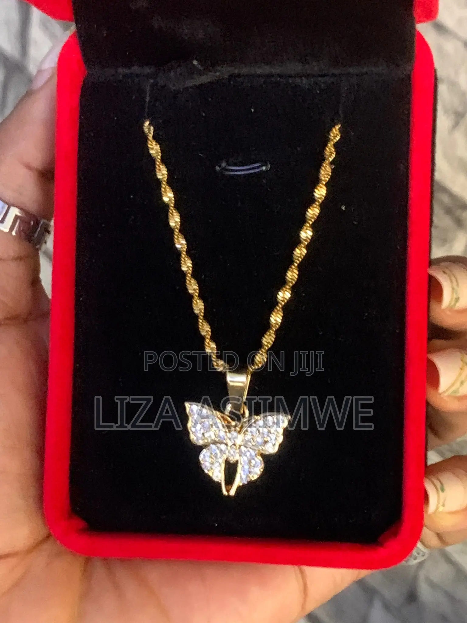 Simple Lady’S Necklaces