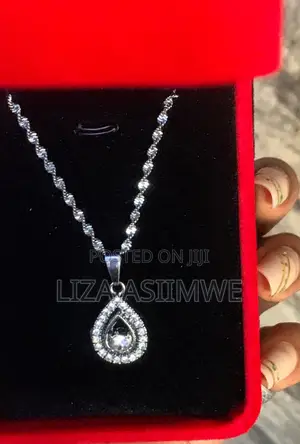 Simple Lady’S Necklaces