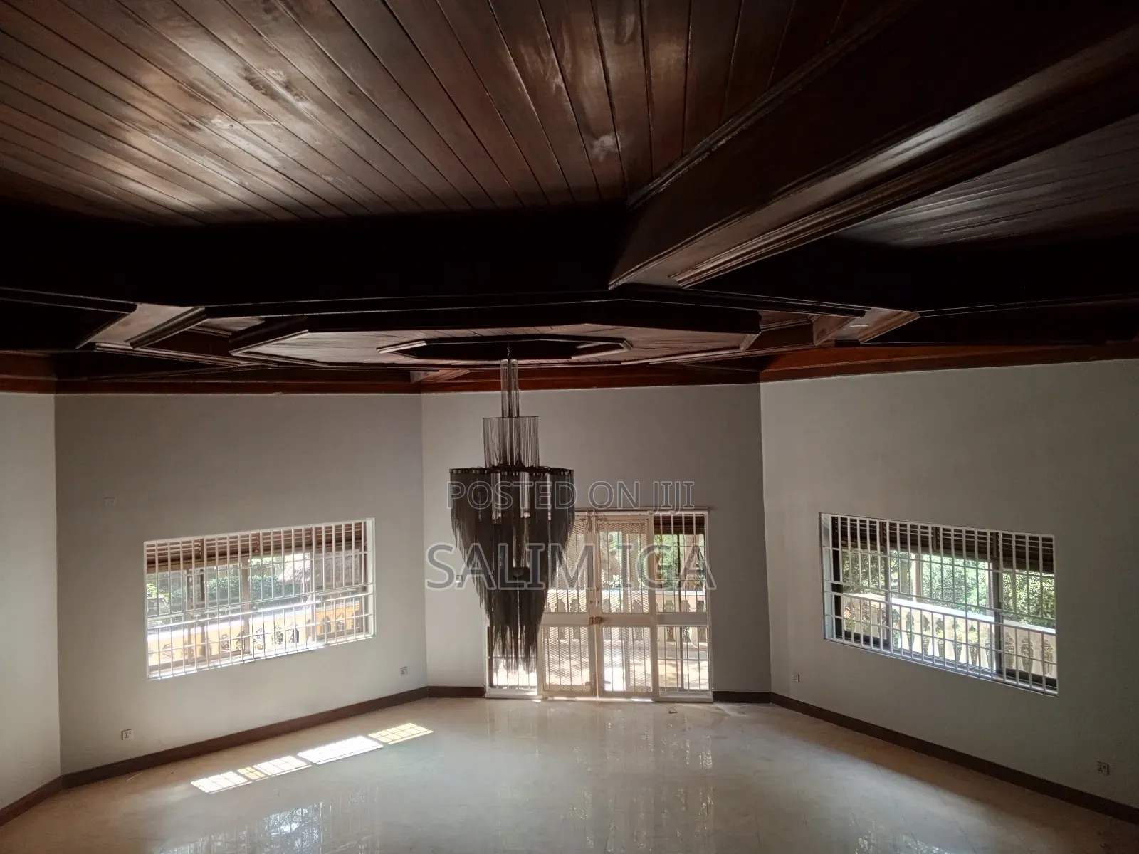 8bdrm Maisonette in Kololo Property, Central Division for rent