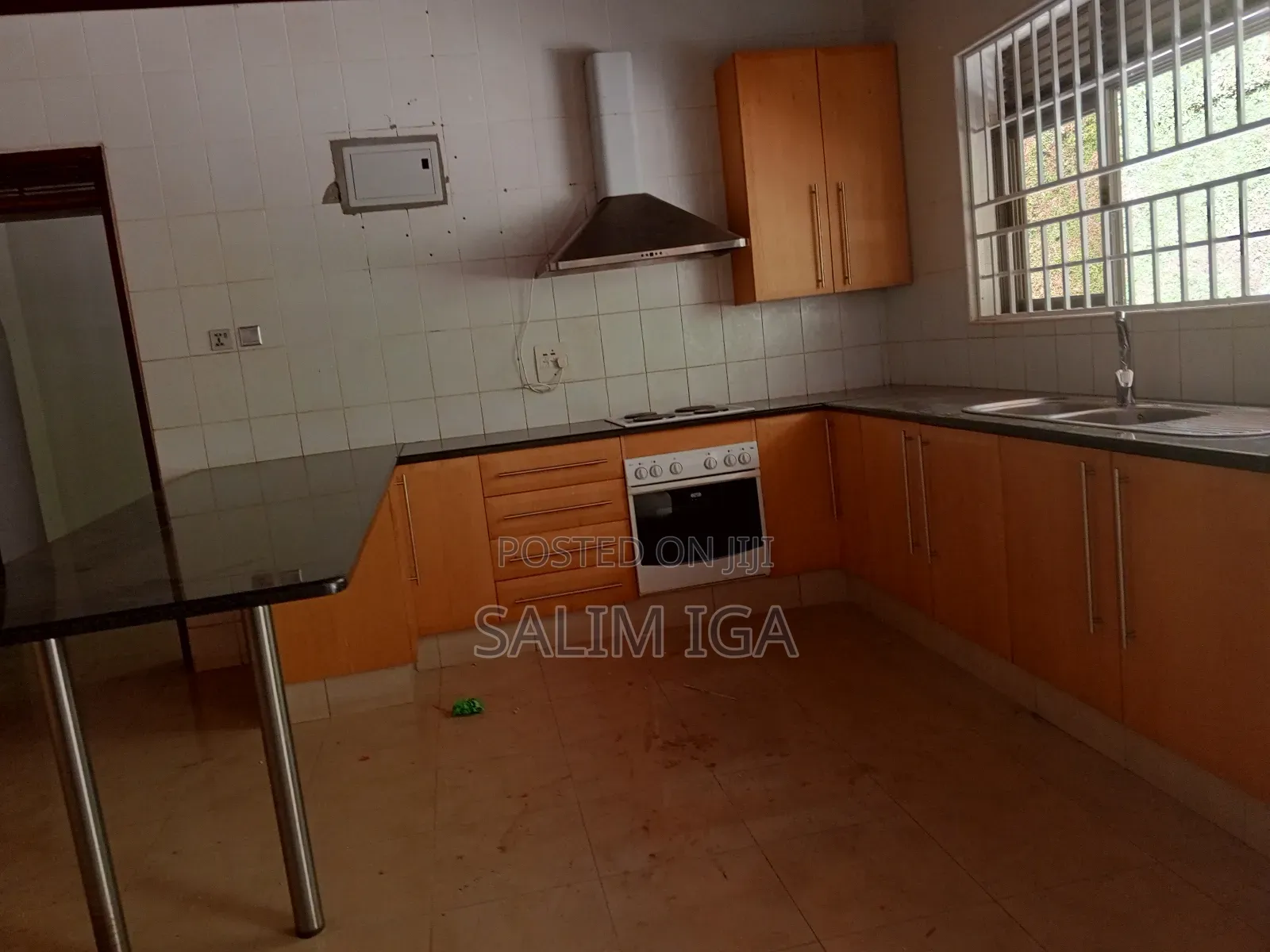 8bdrm Maisonette in Kololo Property, Central Division for rent