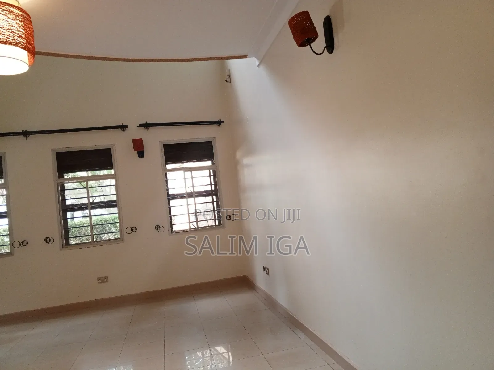 3bdrm Townhouse / Terrace in Kololo Property, Central Division