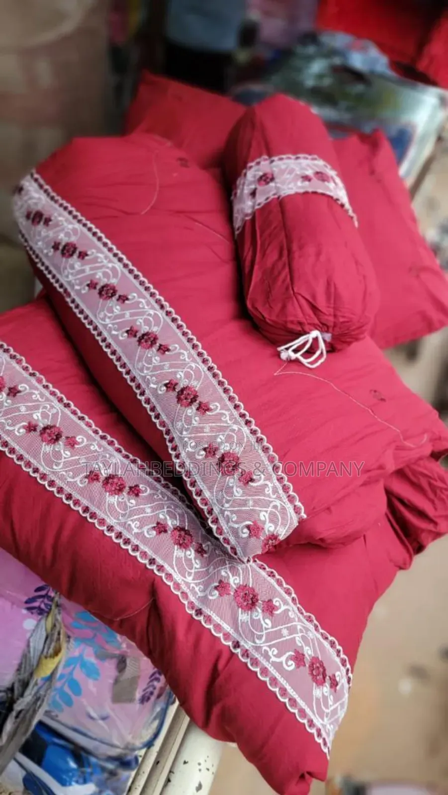 14 Pieces Multicolored Red Bed Cover