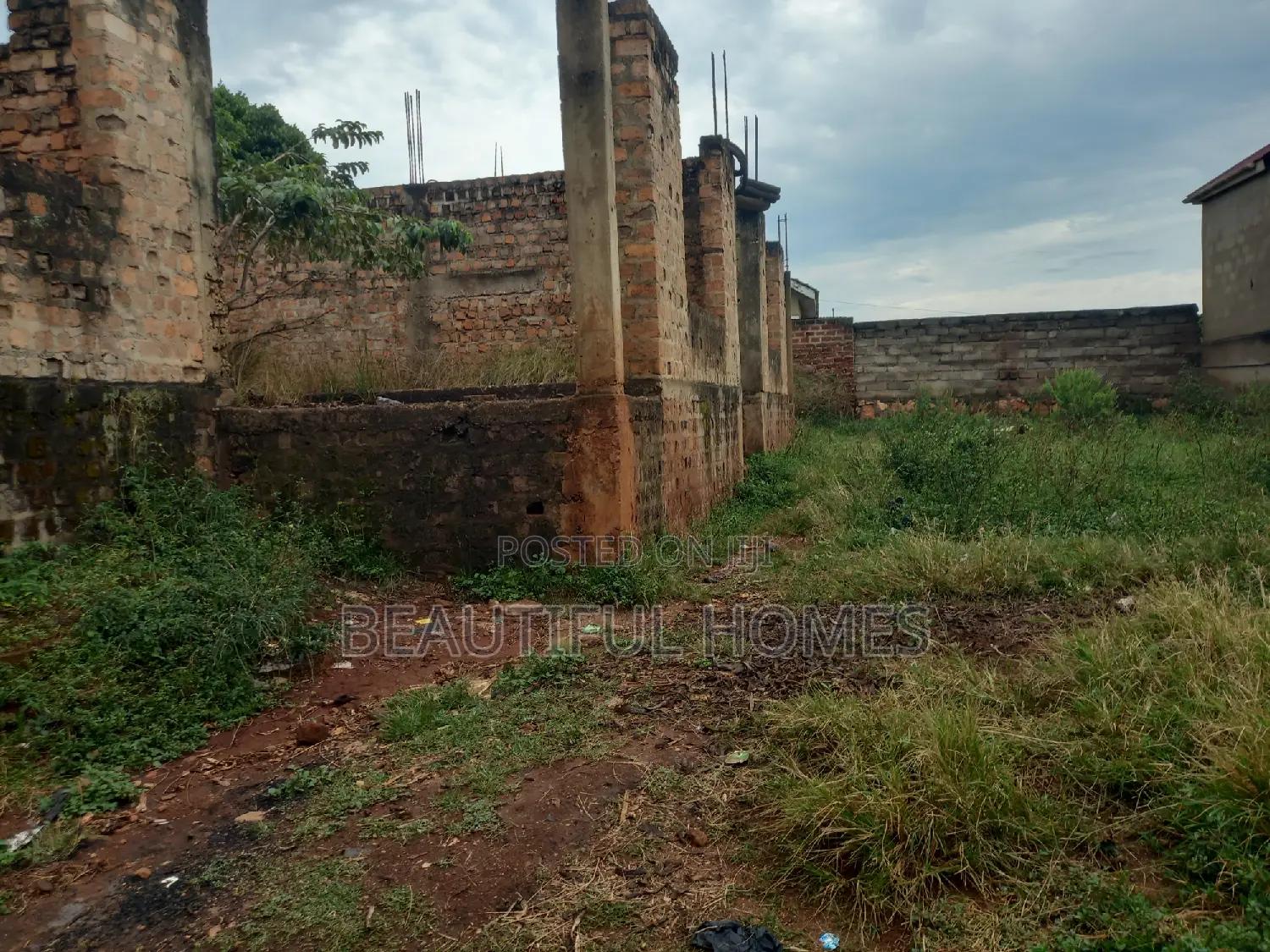 Posh Plot in Kisaasi on Quicksale