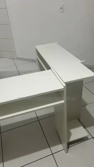 L Shaped Manicure Table AND Nail Polish Display Set