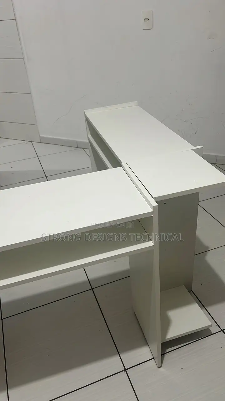 L Shaped Manicure Table AND Nail Polish Display Set