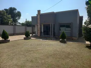 Furnished 4bdrm House in Kira for sale