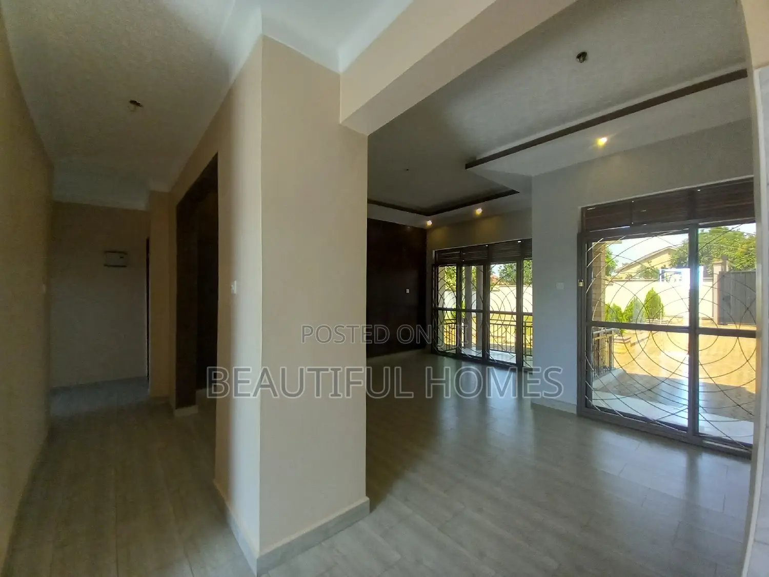 Furnished 4bdrm House in Kira for sale