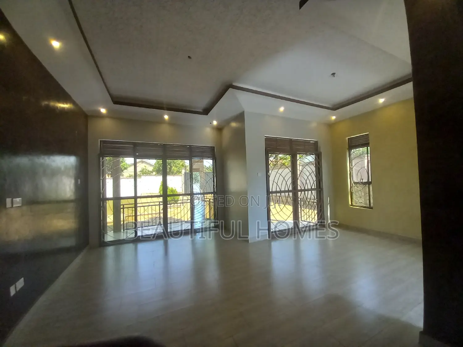 Furnished 4bdrm Bungalow in Kira for sale