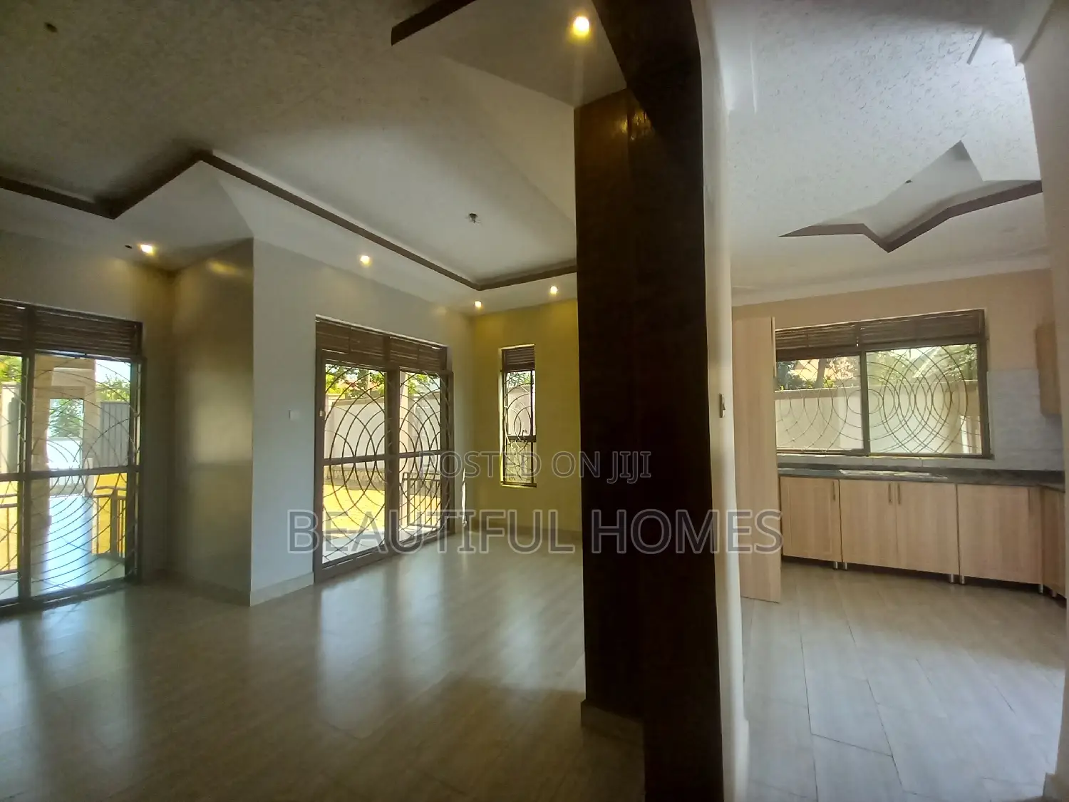 Furnished 4bdrm Bungalow in Kira for sale