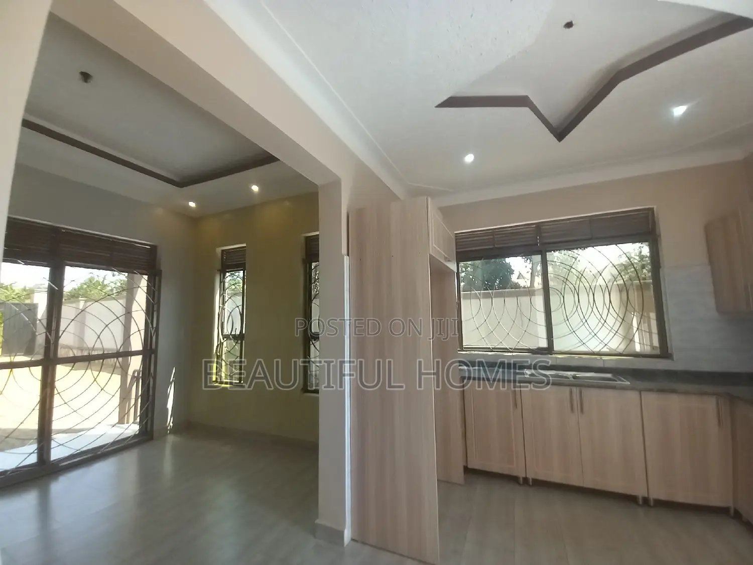 Furnished 4bdrm Bungalow in Kira for sale