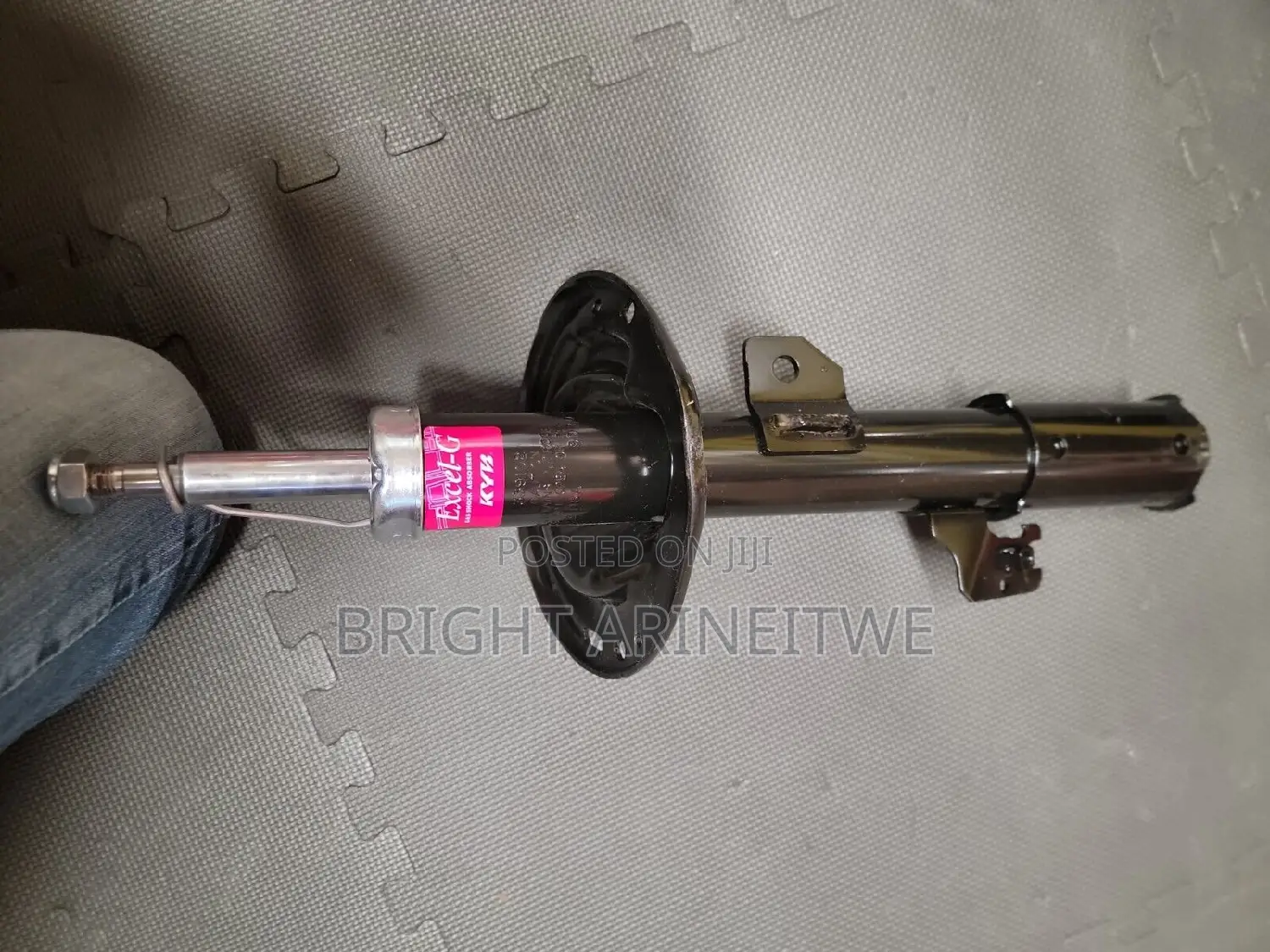 Shock Absorbers for Toyota Pro Box, Sienta,Vitz,Porte