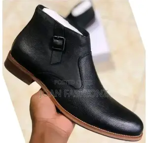 Original Men's Clarks Classic Boots-Black