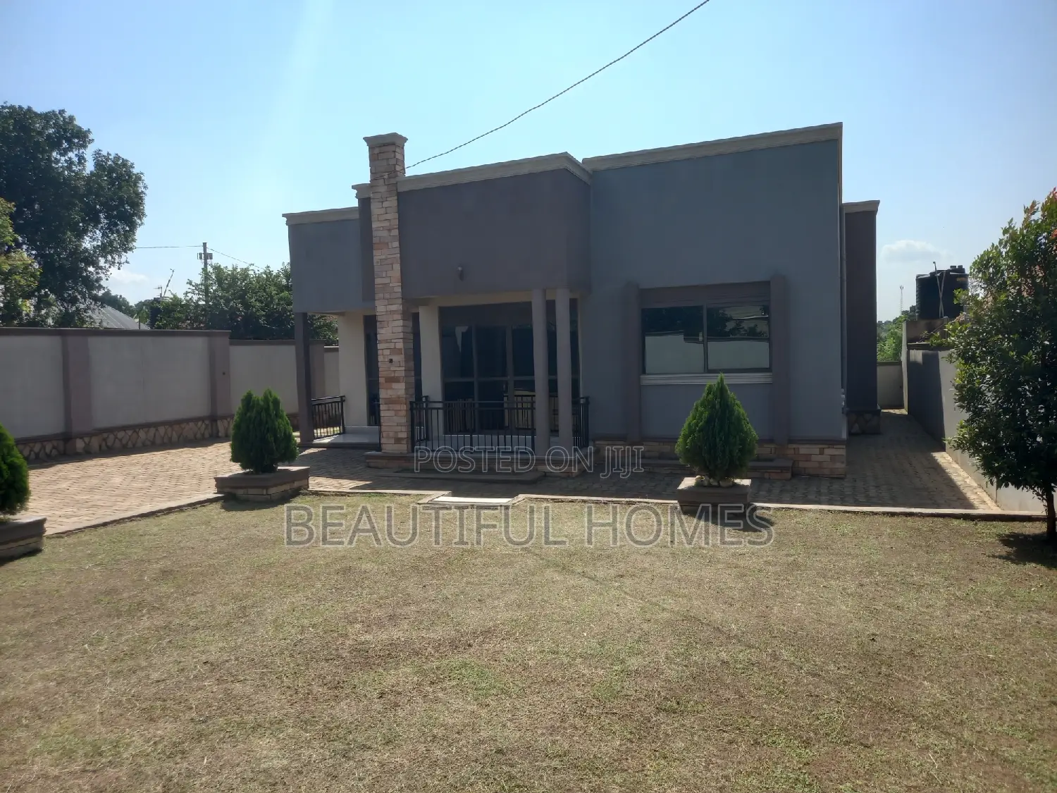 Furnished 4bdrm House in Kira for sale