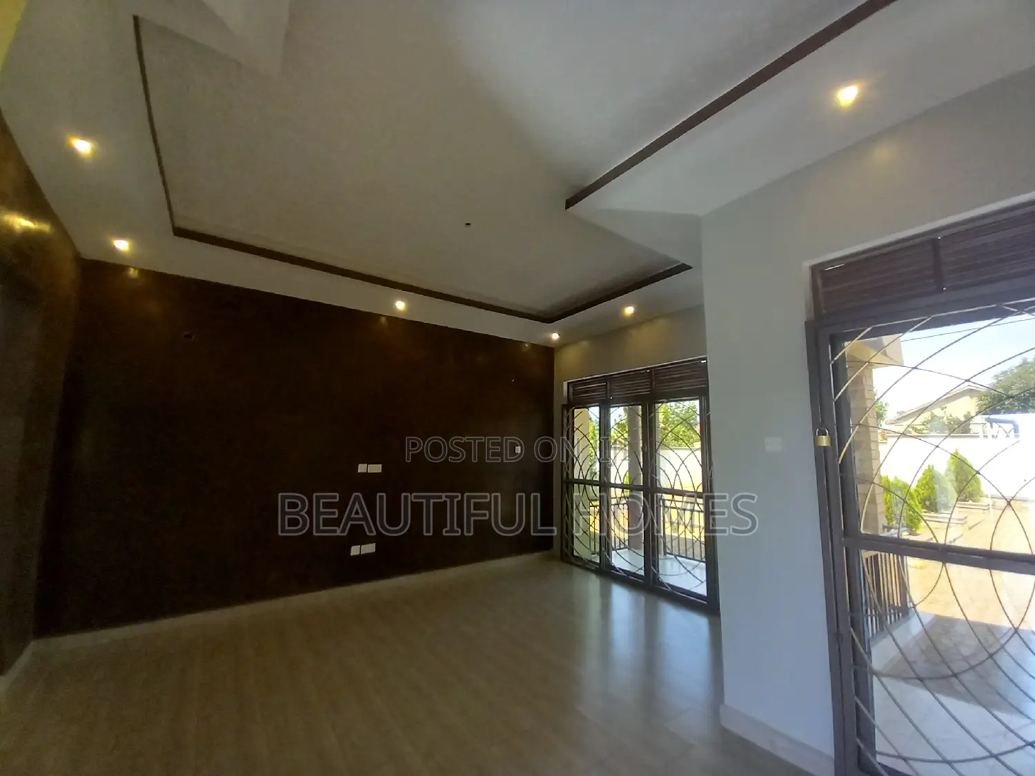 Furnished 4bdrm House in Kira for sale