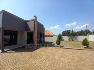 Furnished 4bdrm House in Kira for sale