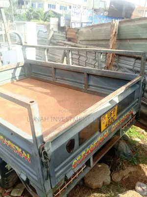 Tricycle 2023 Gray
