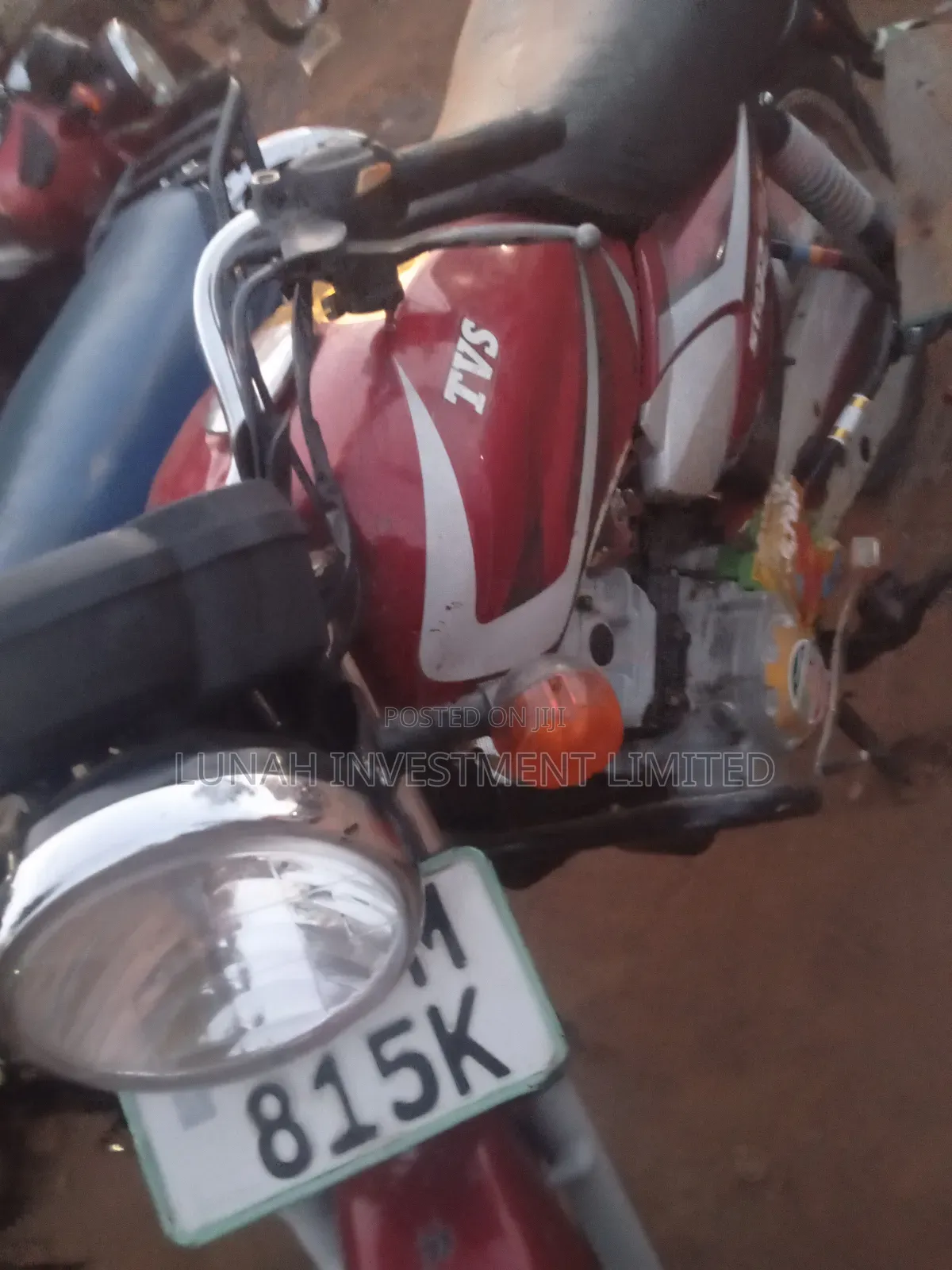 TVS HLX 125 2023 Red
