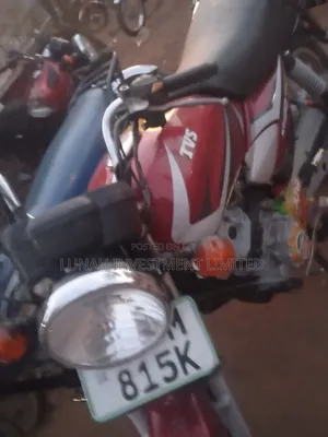 TVS HLX 125 2023 Red