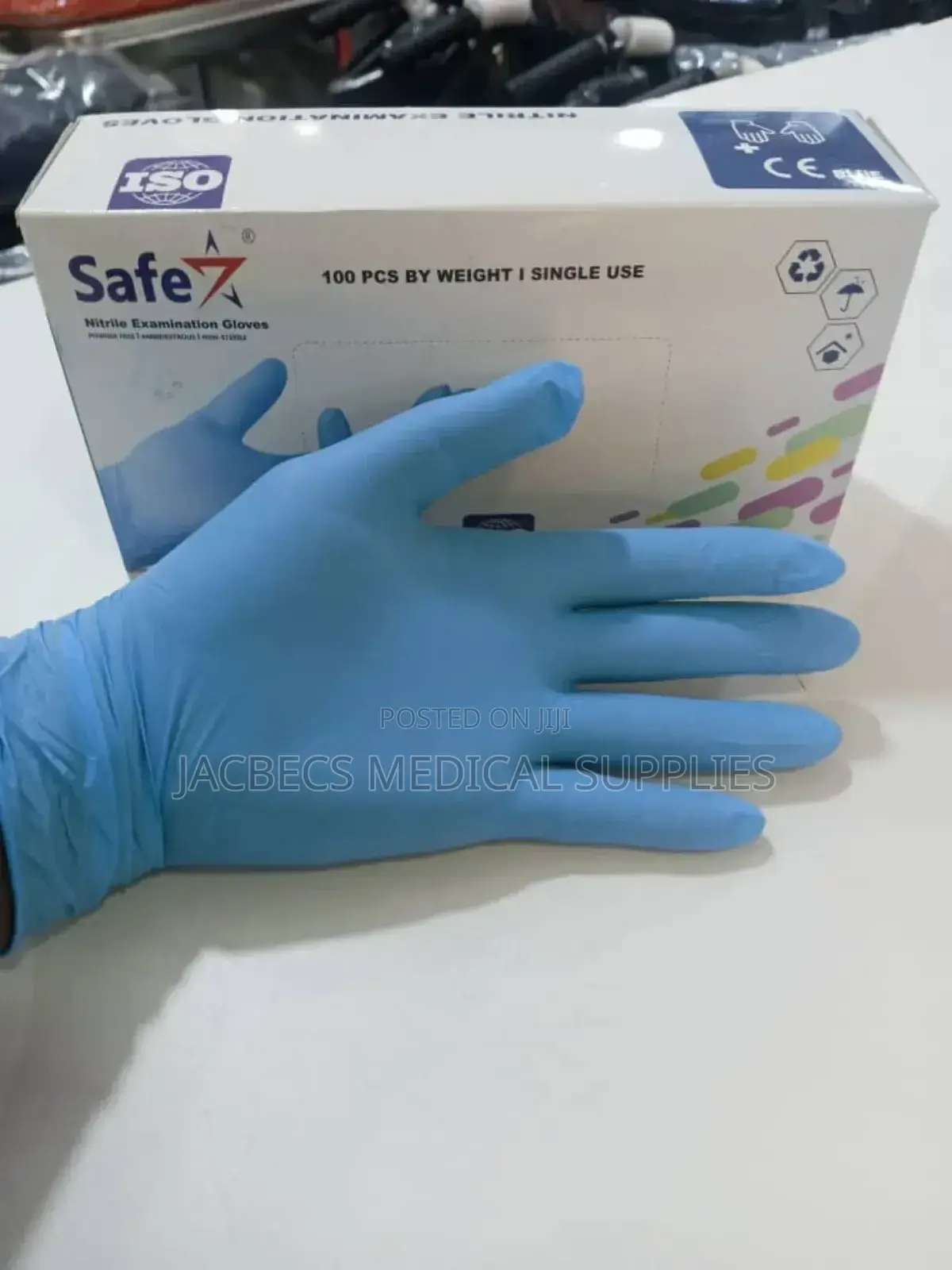 Safe Nitrile Gloves
