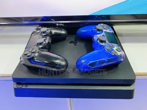 Sony Playstation 4 Slim 500gb With 2 Pads and 1 Game Cd